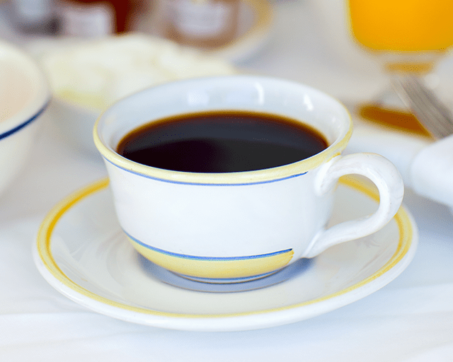 1日に何杯も飲みたくなる爽やかな味 フルーティーな香りのマイルドブレンド コーヒーなのに、フルーティー。 女性好みのコーヒーですね。ミルクを入れなくても美味しいです♪ (かのかのさんさん)